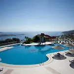 Club Dedeman Bodrum Resort 2*